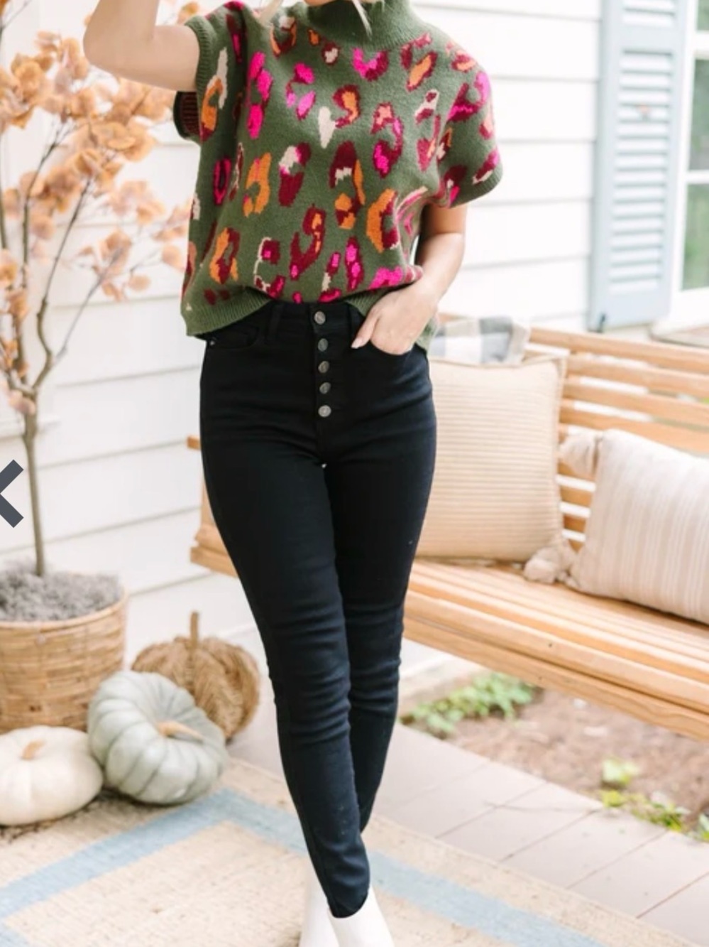entro Olive Green Leopard Print Short Sleeve Turtleneck Sweater - Picture 3 of 4